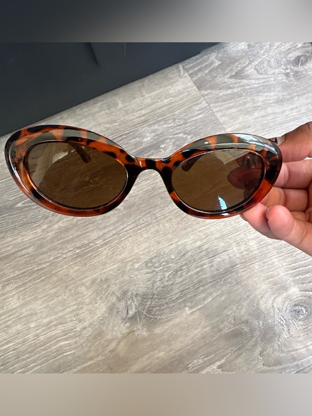 Tortoiseshell Cat-Eye Sunglasses in Brown